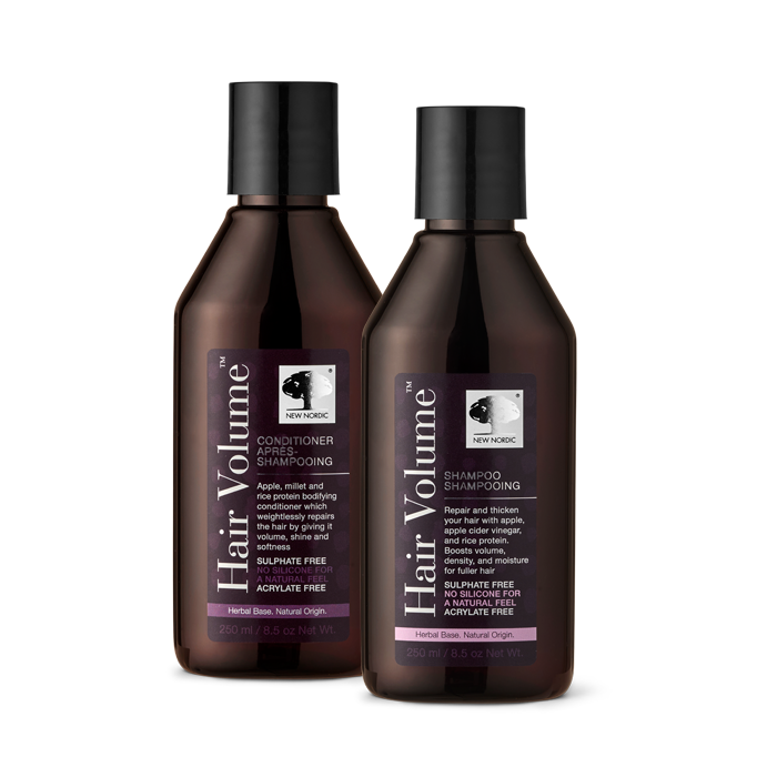 I_webpackshot_hairvolume_shampooANDconditioner_NEWboth Flacons Hair Volume™ Shampoo et Conditioner pour aider à maintenir le volume et prendre soin des cheveux.
