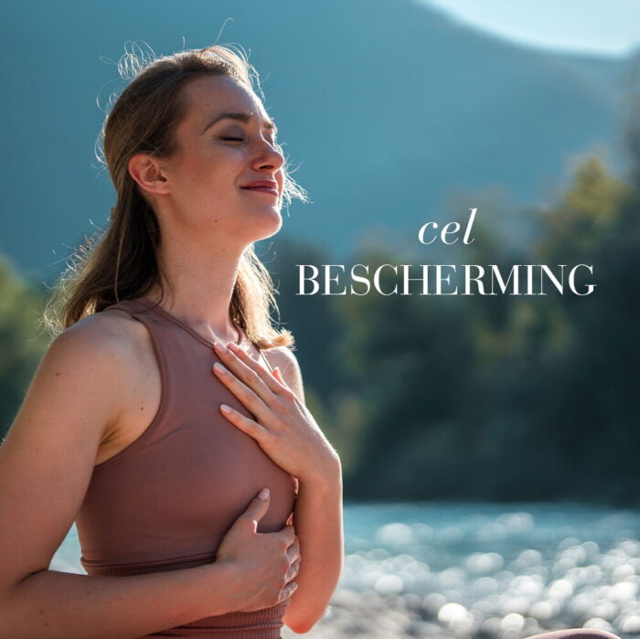 Vrouw in de natuur als illustratie van celbescherming en welzijn.